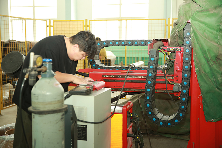 CMT Babbitt alloy overlay welding