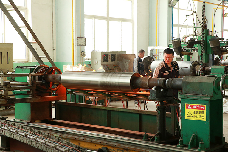 Flame spray welding machine tool