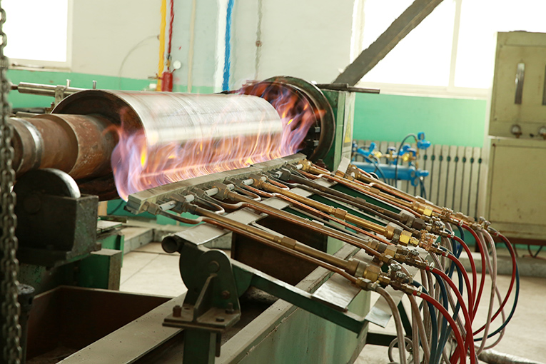 Flame spray welding machine tool