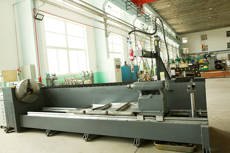 Laser cladding machine tool